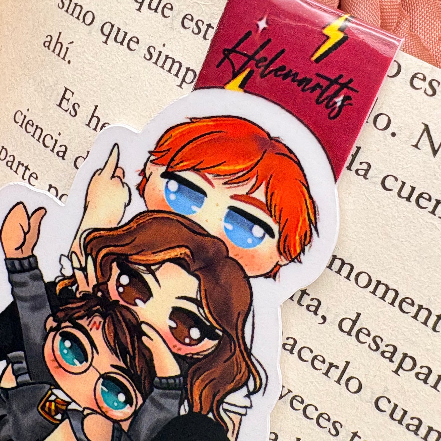 Marcapáginas magnético de Trio Dorado - Harry Potter.